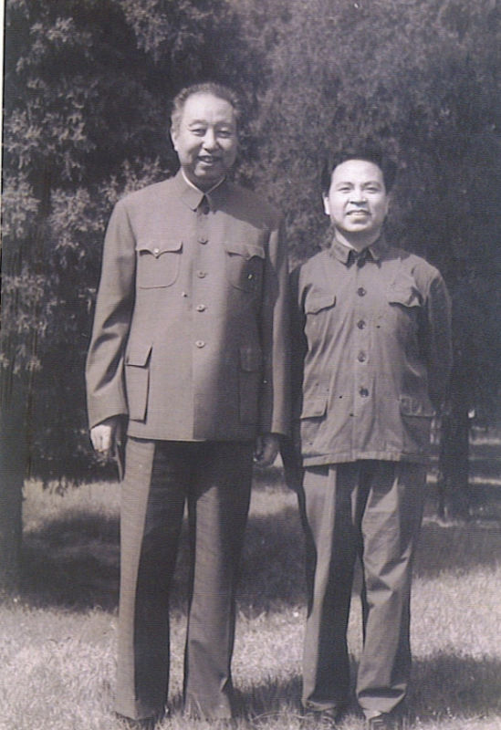 红墙御医胡维勤养生讲课，中医养生。