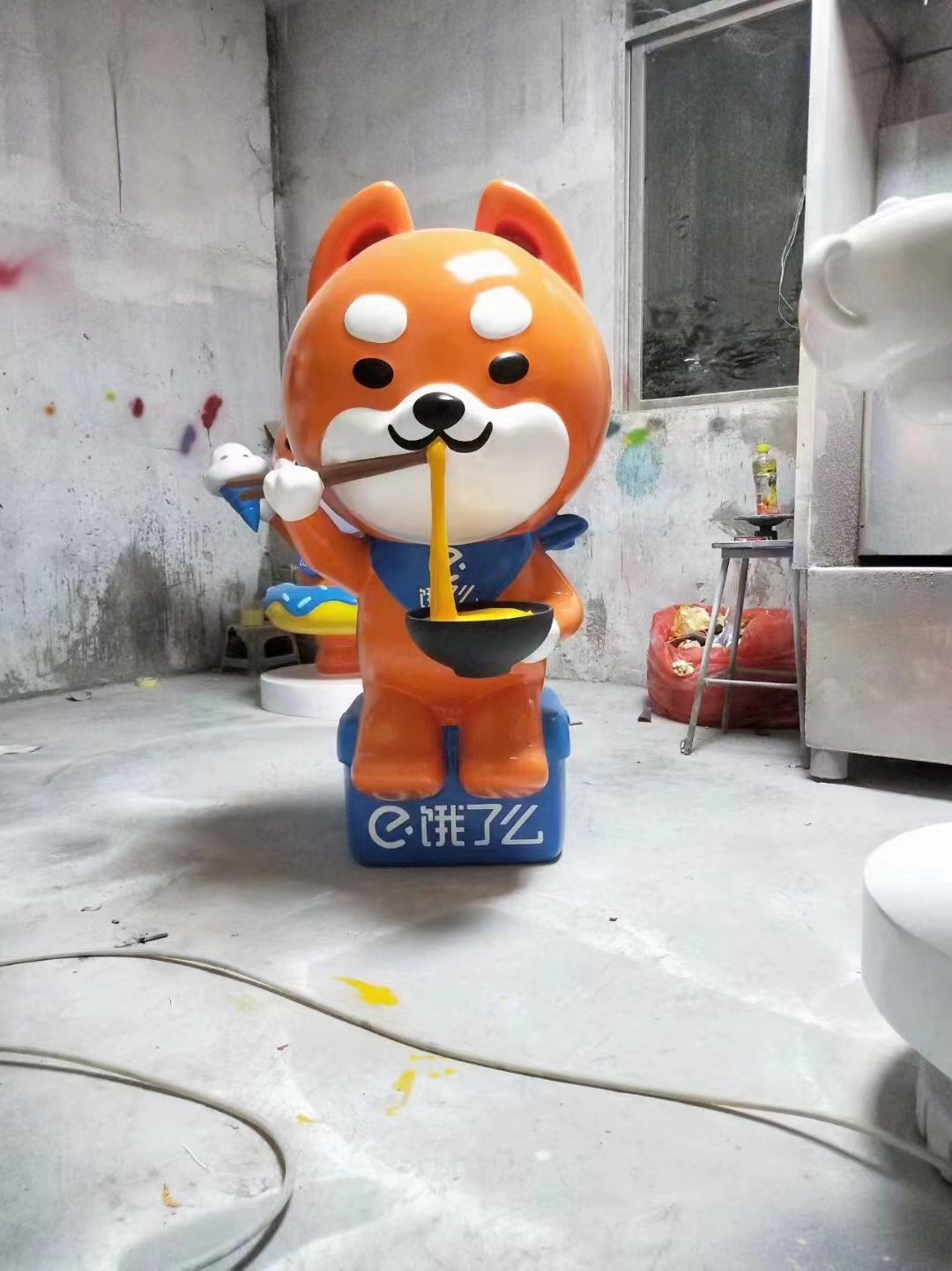 吉祥物IP公仔玻璃钢雕塑定制