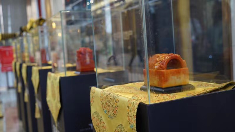 十二生肖兽首 仿真玉玺展