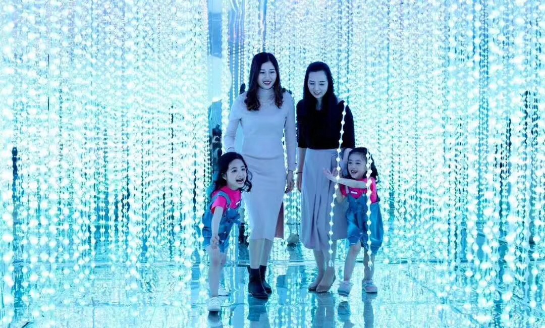 光影展呼吸森林镜花宫流浪地球无限星空