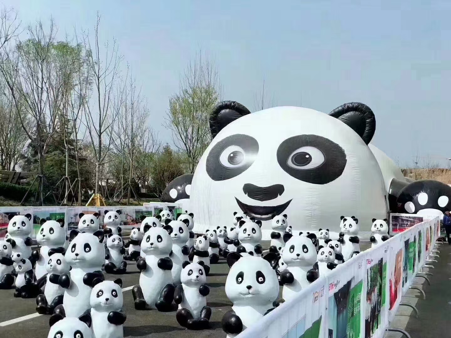 熊猫主题展 玻璃钢熊猫 