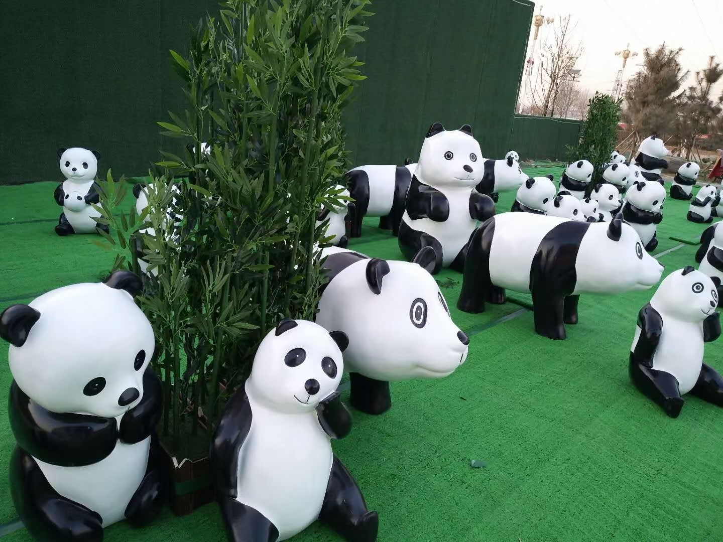 熊猫主题展 玻璃钢熊猫 