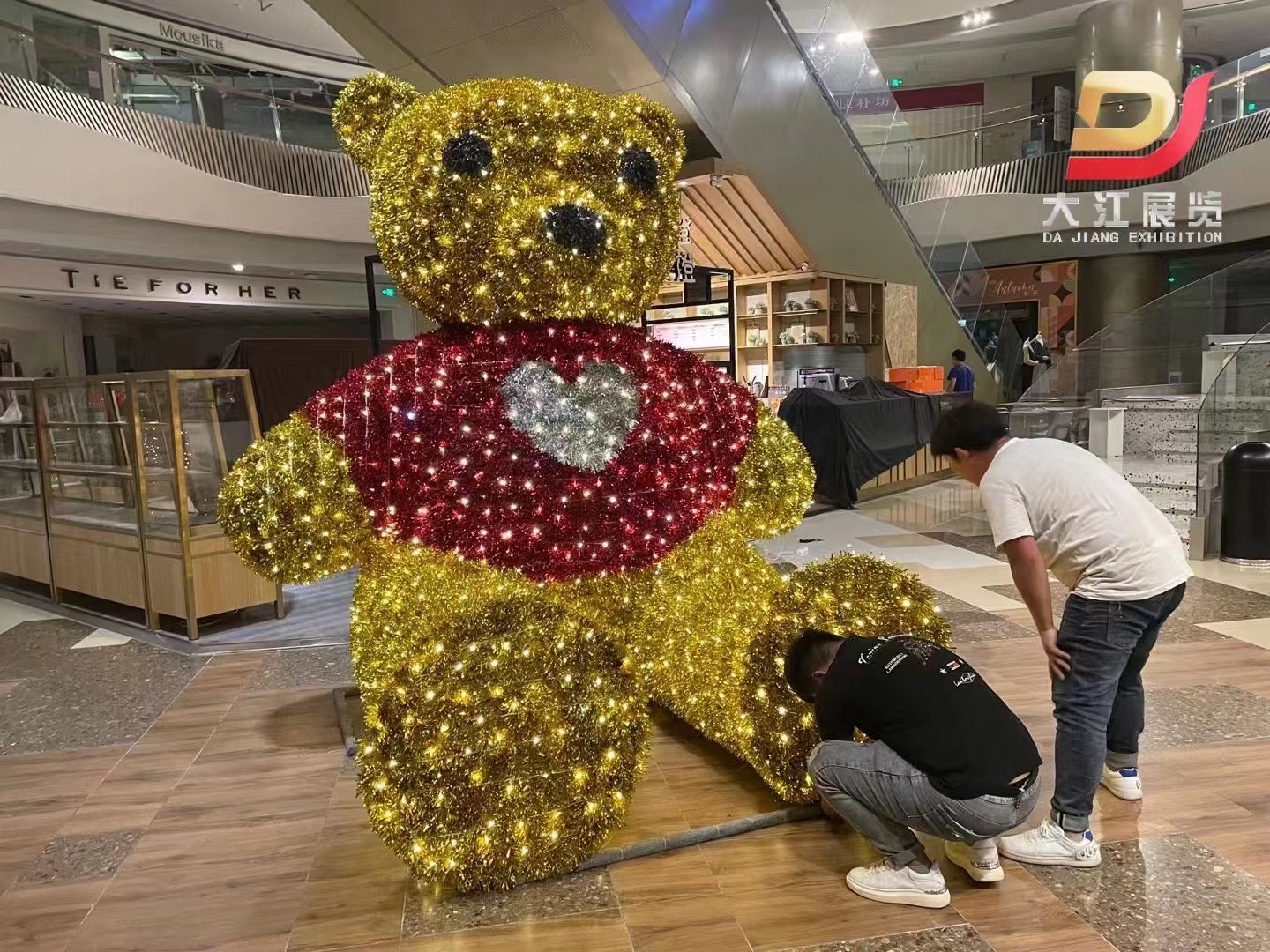 夜游灯光美陈北极光灯光节恐龙展暖场互动道具
