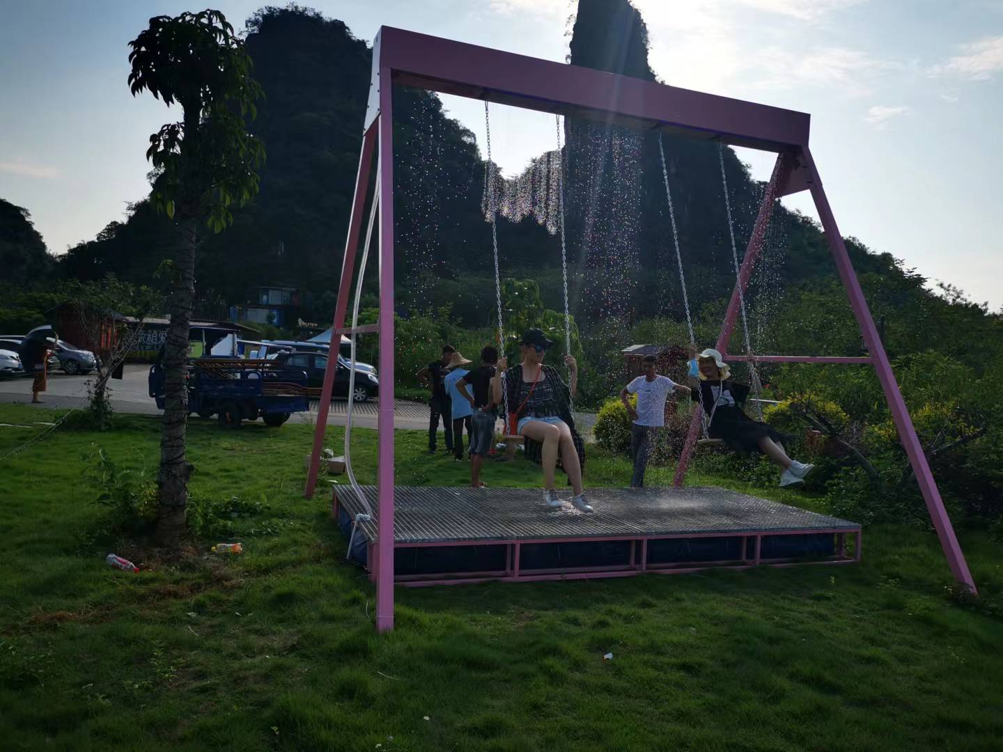 瀑布秋千，数字编程秋千