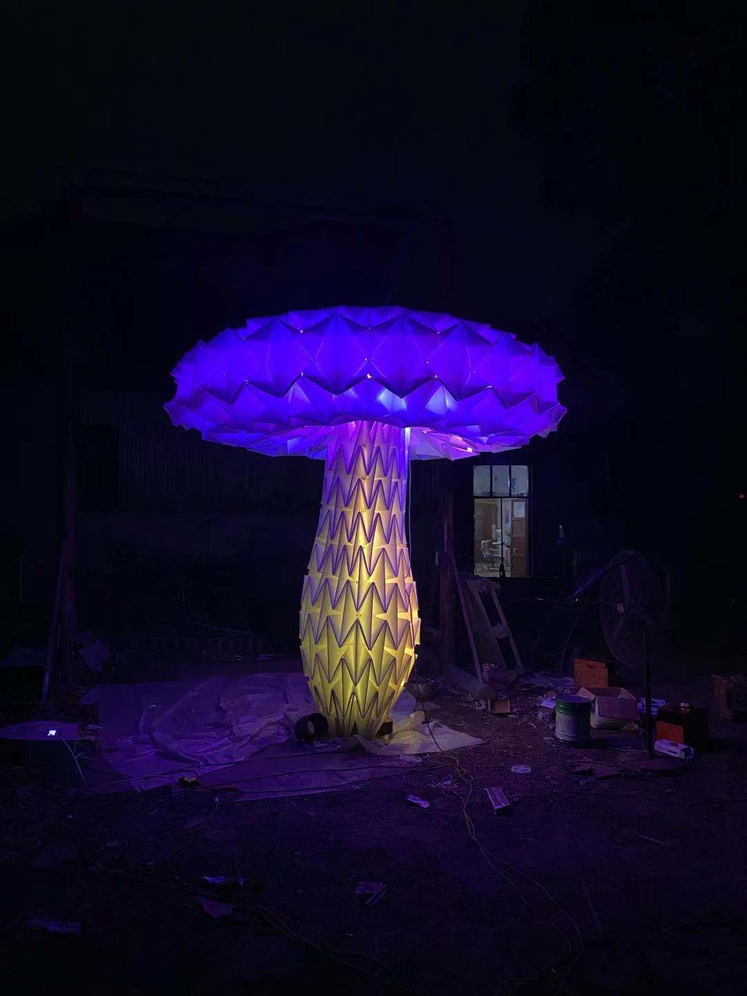 蘑菇树灯 蘑菇树机械升降装置 蘑菇树美陈互动展览道具