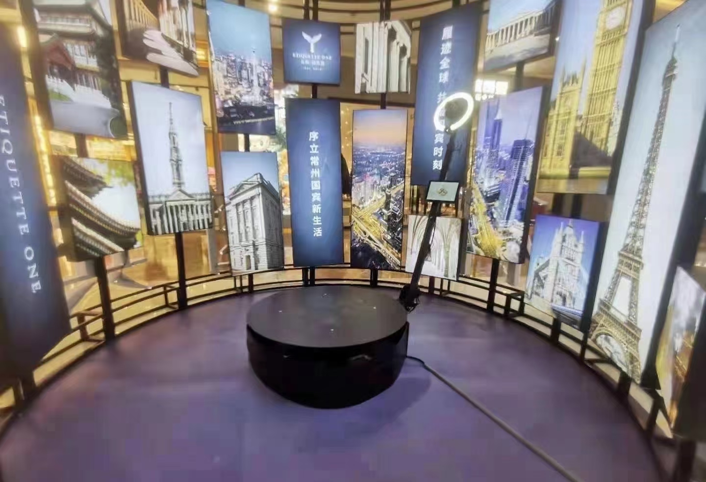 360°环绕拍摄装置 照片定格瞬间 美陈互动装置