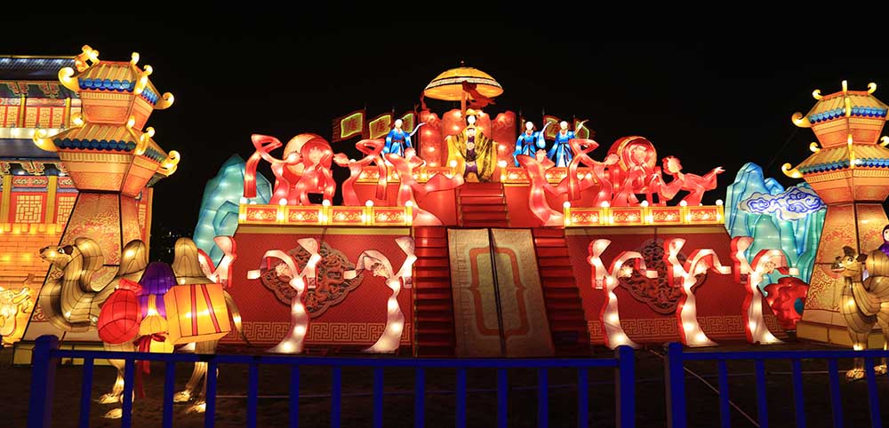 花灯<font style="color: #FF8F00 !important;">灯会</font>传统花灯