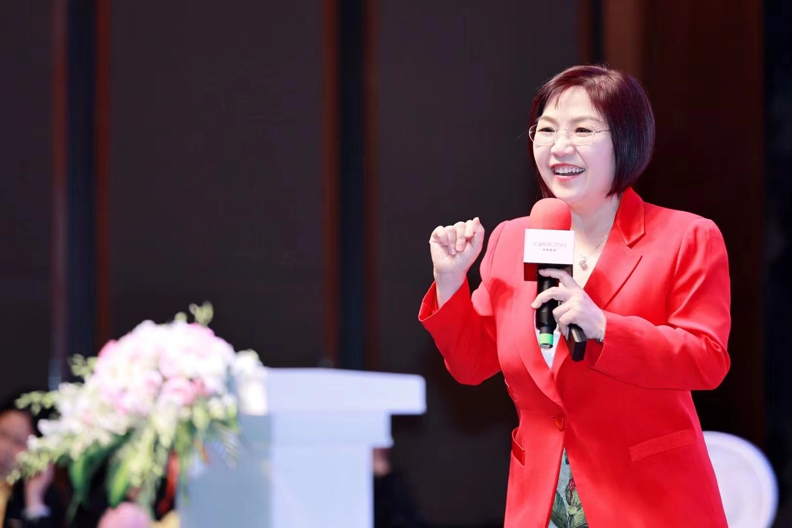 麦玲玲 中国香港易学大师、堪舆学家