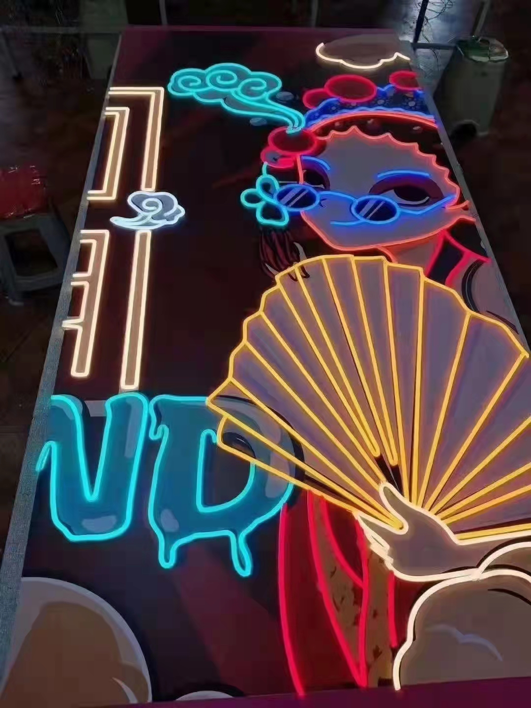 霓虹灯美陈、灯饰画、霓虹灯墙