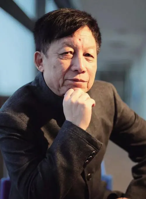 易中天