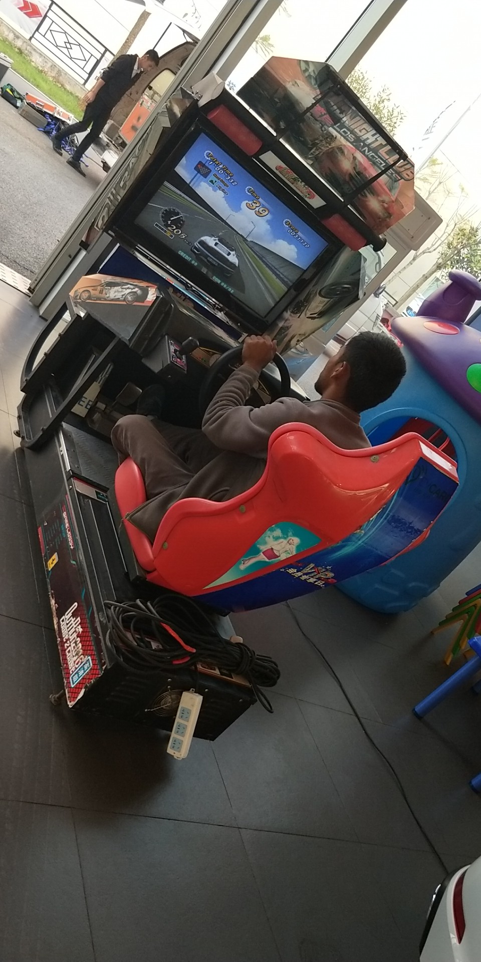 高清环游赛车