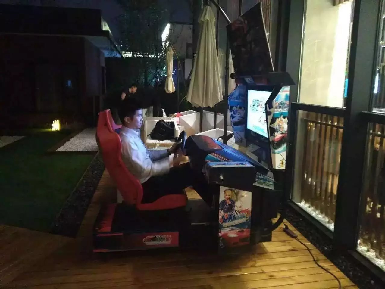 高清环游赛车