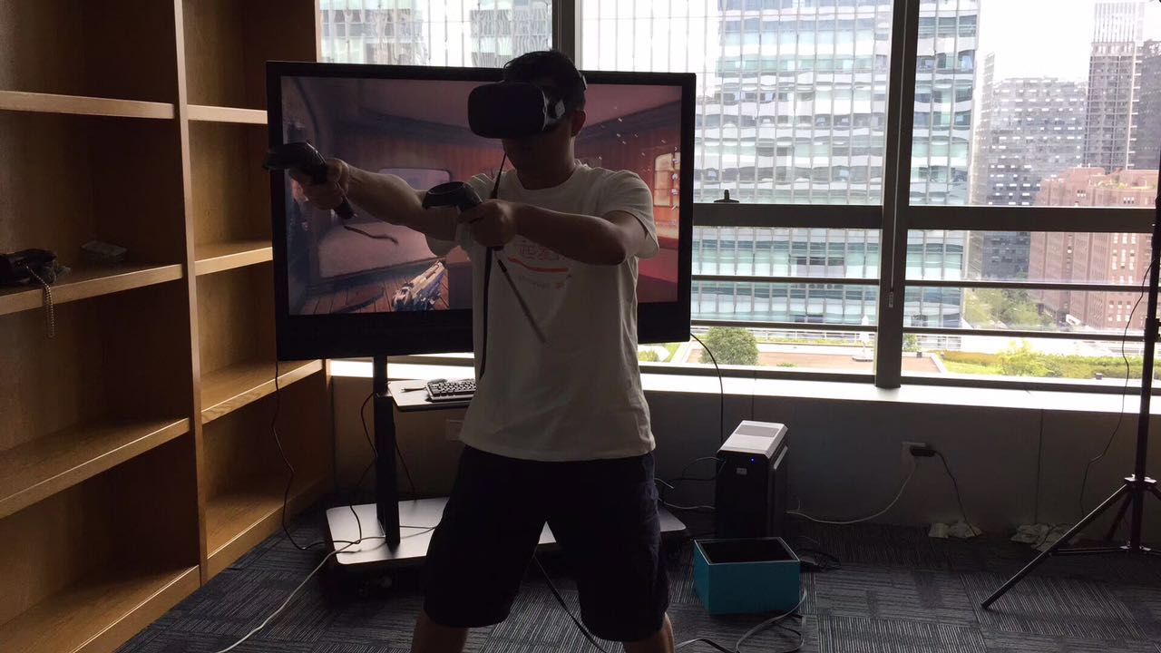 VR互动游戏