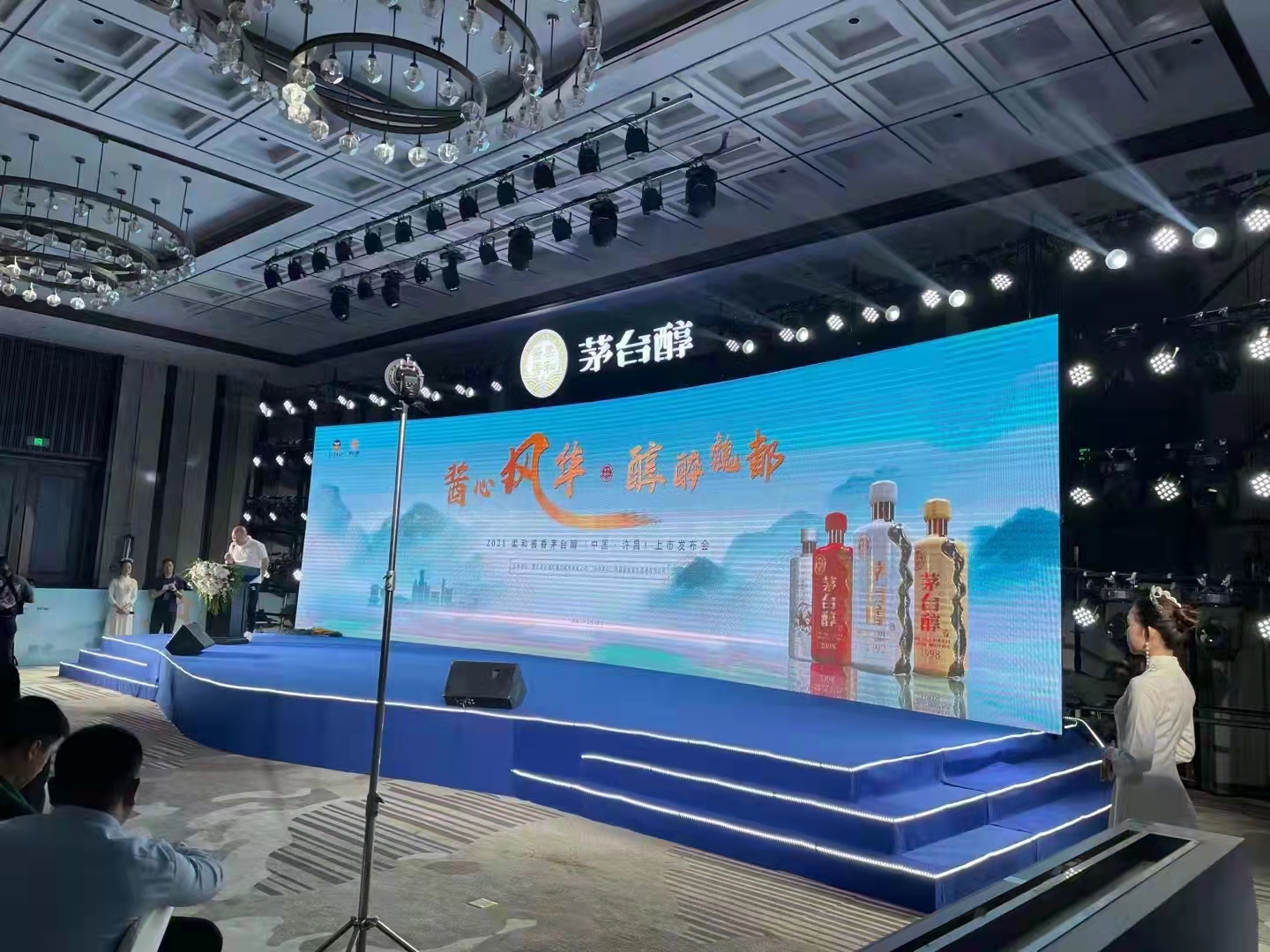 桌椅租赁，桁架租赁，设备租赁