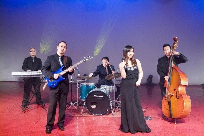 风格丰富的中国乐队表演