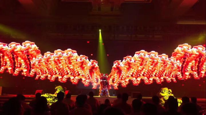 N款人屏互动类系列节目表演