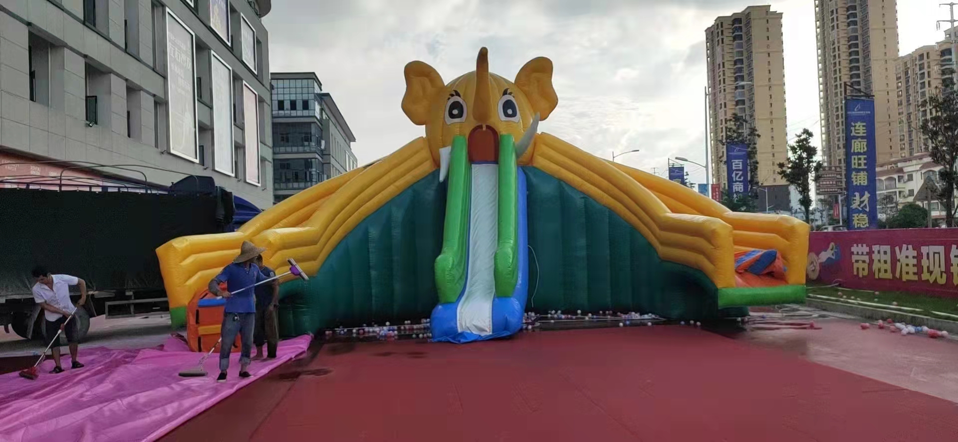 大象滑梯
