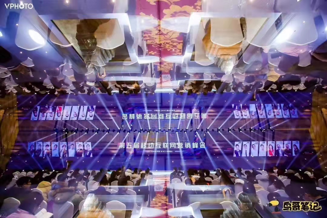 LED屏，灯光，音响，舞台背景板等周边辅料租赁。