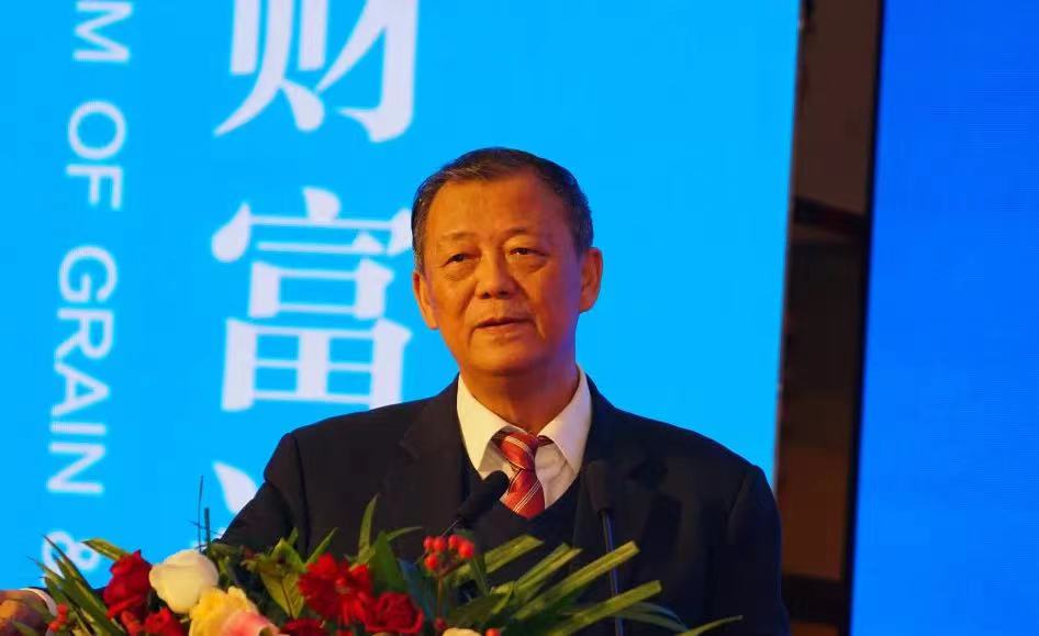 国家统计局总经济师姚景源