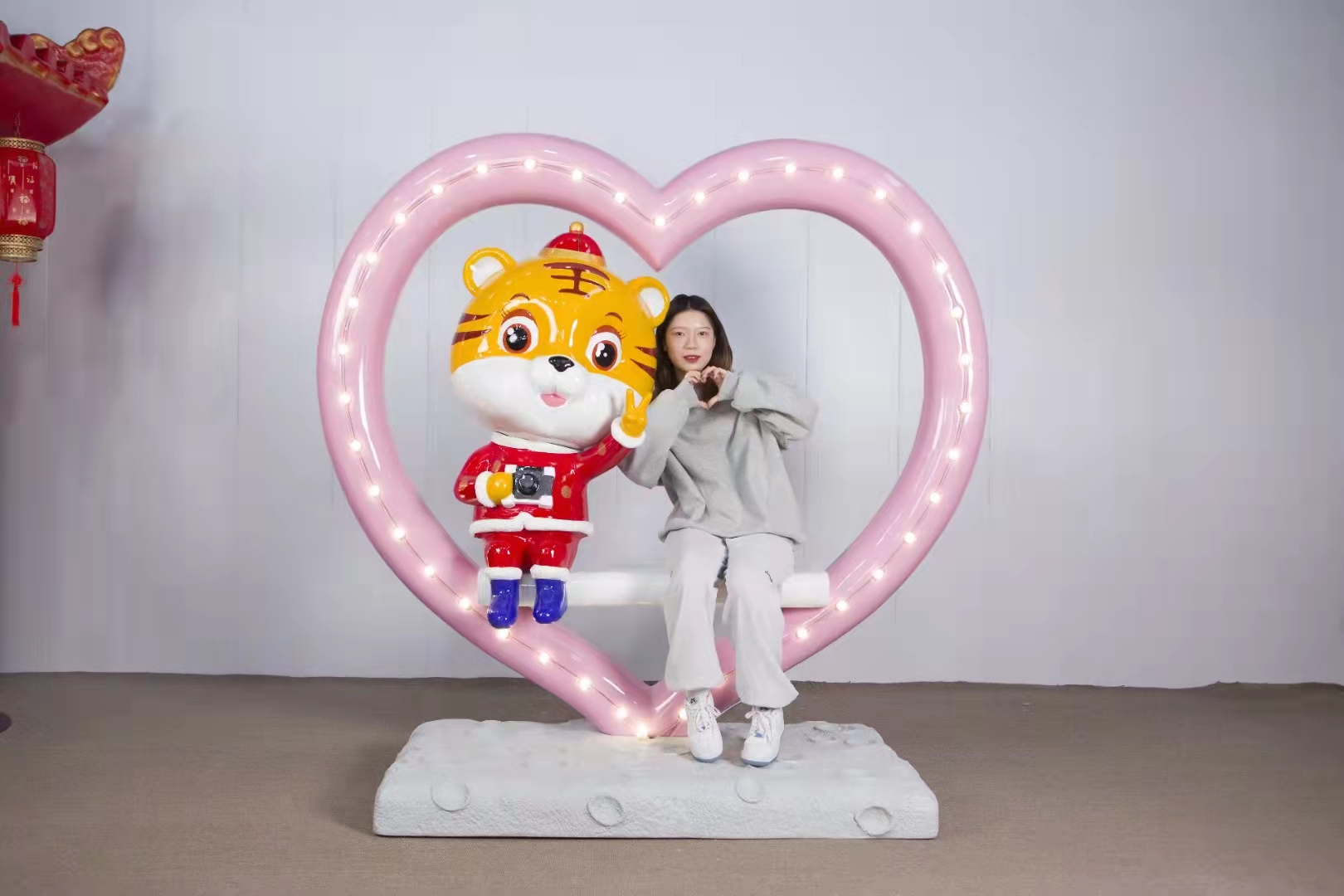 萌虎卡通景观园林、DP、商业美陈