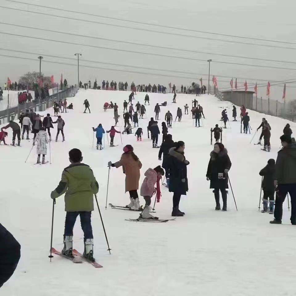 造雪机冰雪儿童乐园室内室外造雪机出租出售