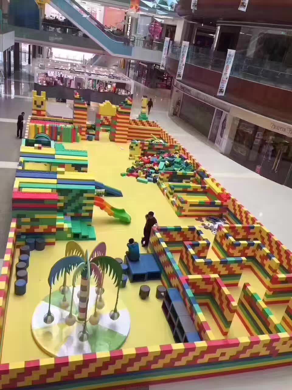 大型积木王国乐园 积木卡通造型 海洋球