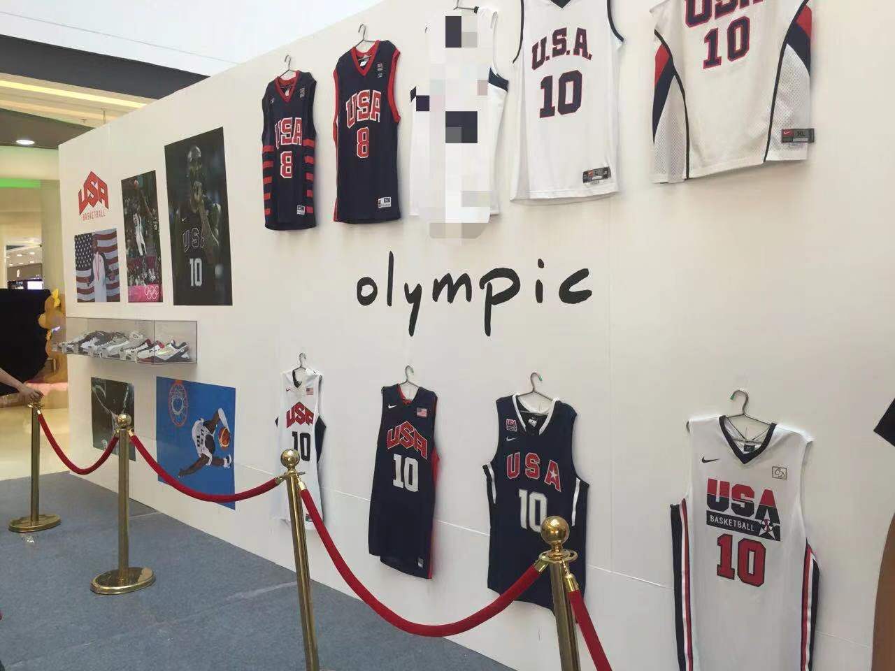 曼巴殿堂·科比纪念展