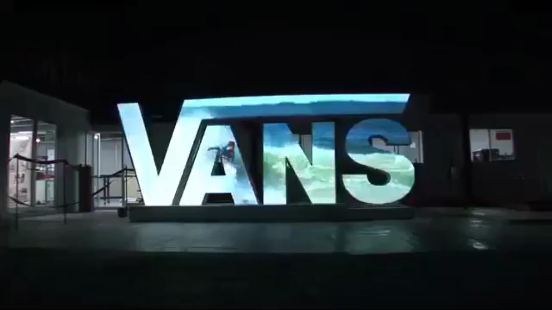 logo投影