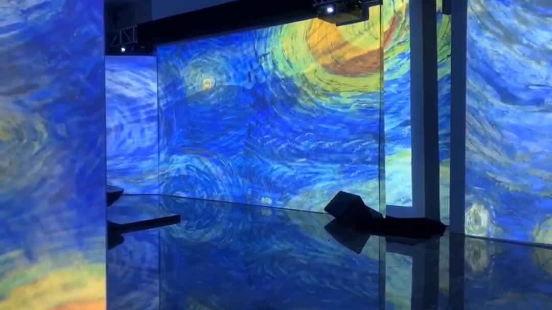 梵高沉浸式艺术展