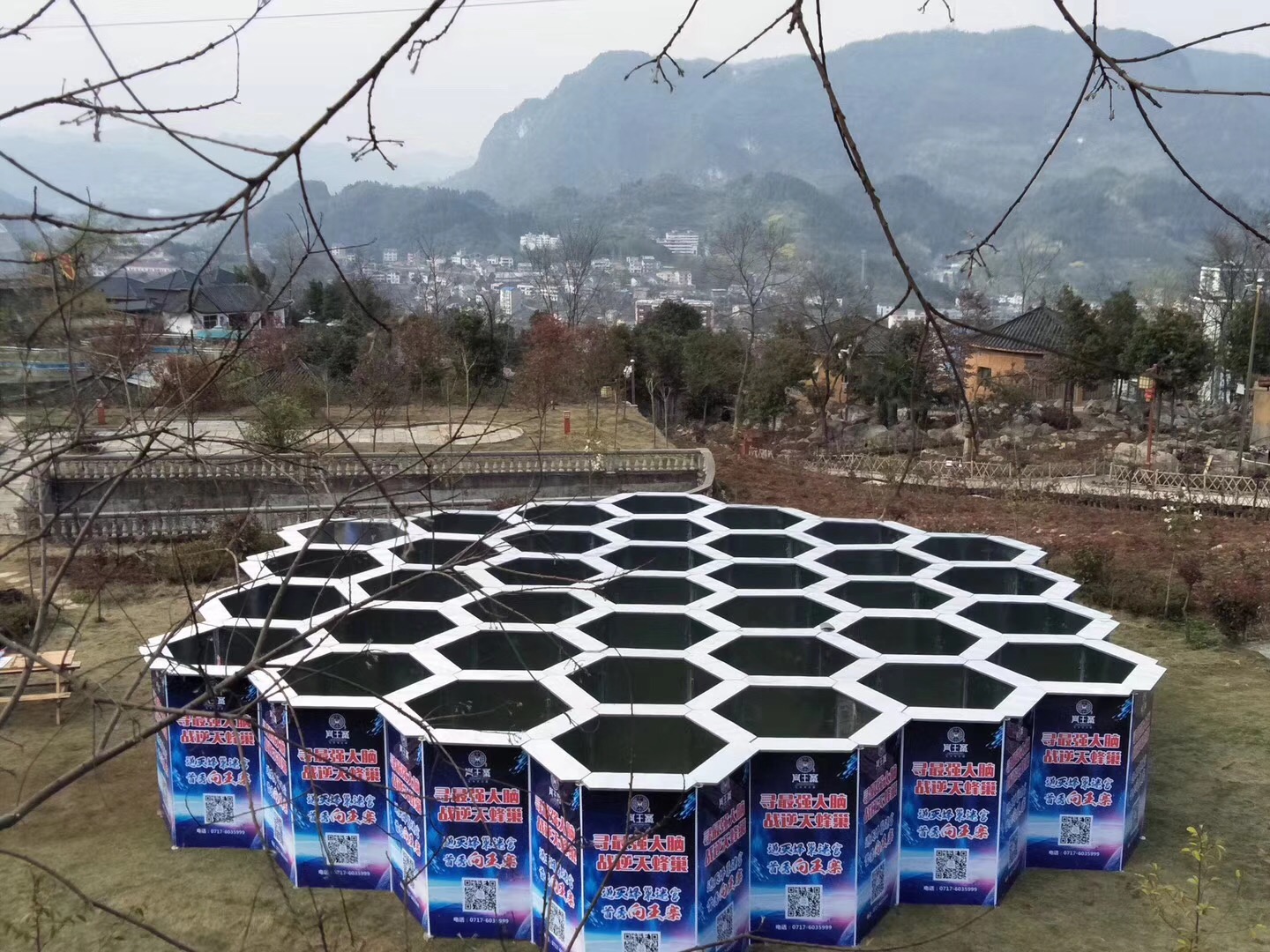 蜂巢迷宫出租大型铁艺迷宫创意蜂窝迷宫租赁暖场道具