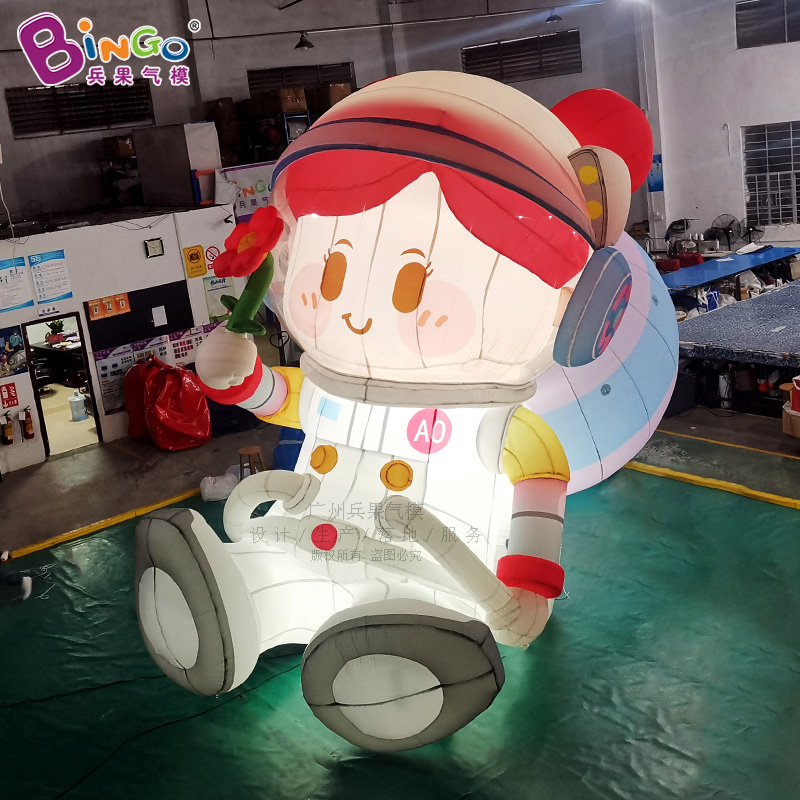 背球小宇航员