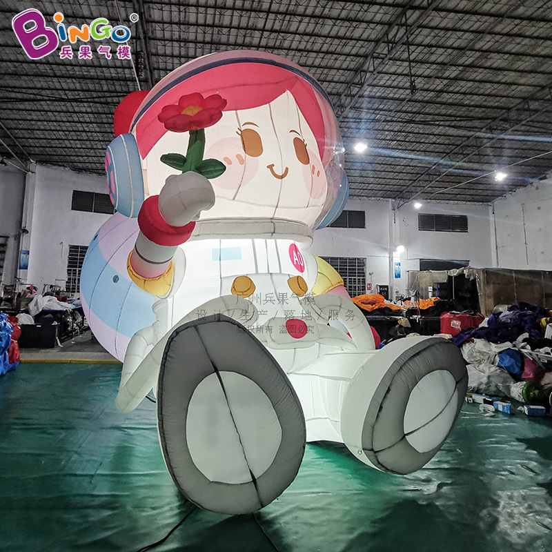 背球小宇航员