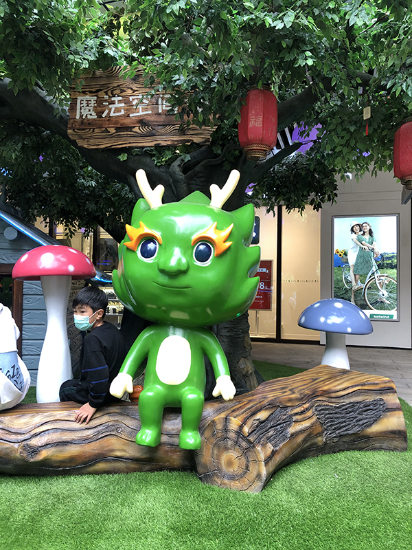绿色森系美陈怎么做？推荐南京·美利广场“魔法森林”场景美陈