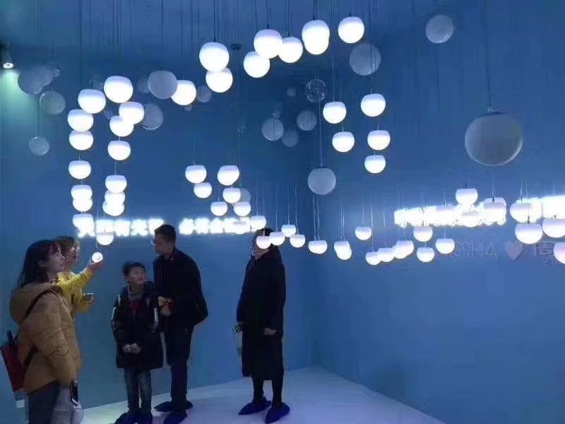 呼吸之光展陈吹气泡泡灯感应互动道具快闪店互动资源