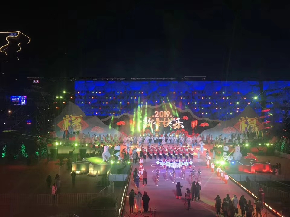 现场布置 LED灯光音响桁架TRUSS架舞台租赁展桌椅子搭建