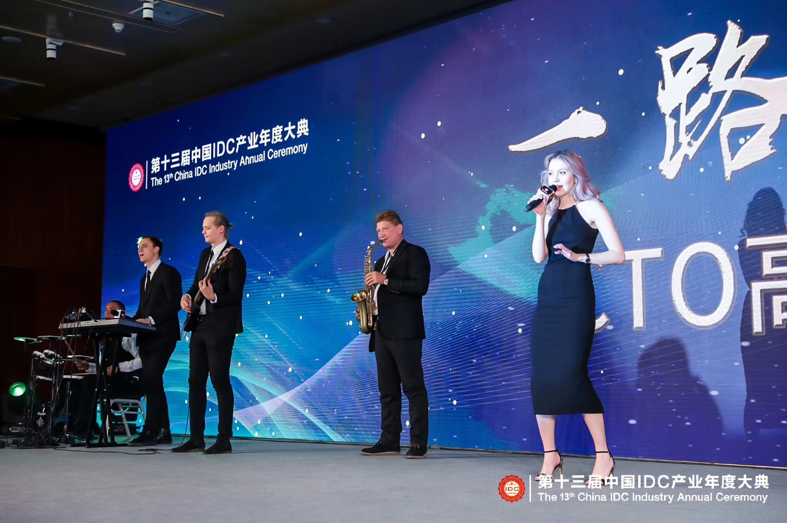 现场布置 LED灯光音响桁架TRUSS架舞台租赁展桌椅子搭建