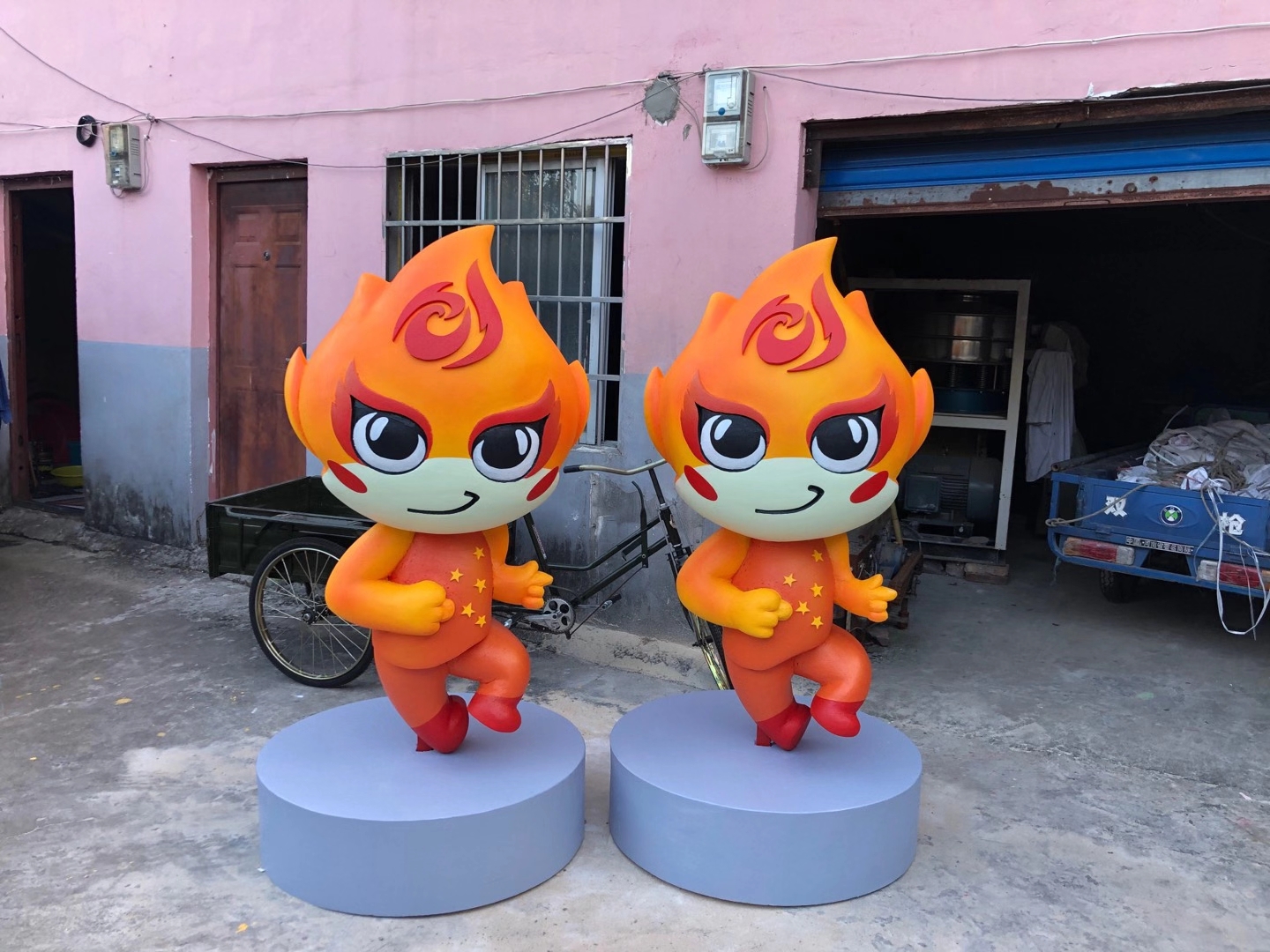 景区庭院公园玻璃钢/泡沫雕塑摆件卡通人物场景玻璃钢美陈