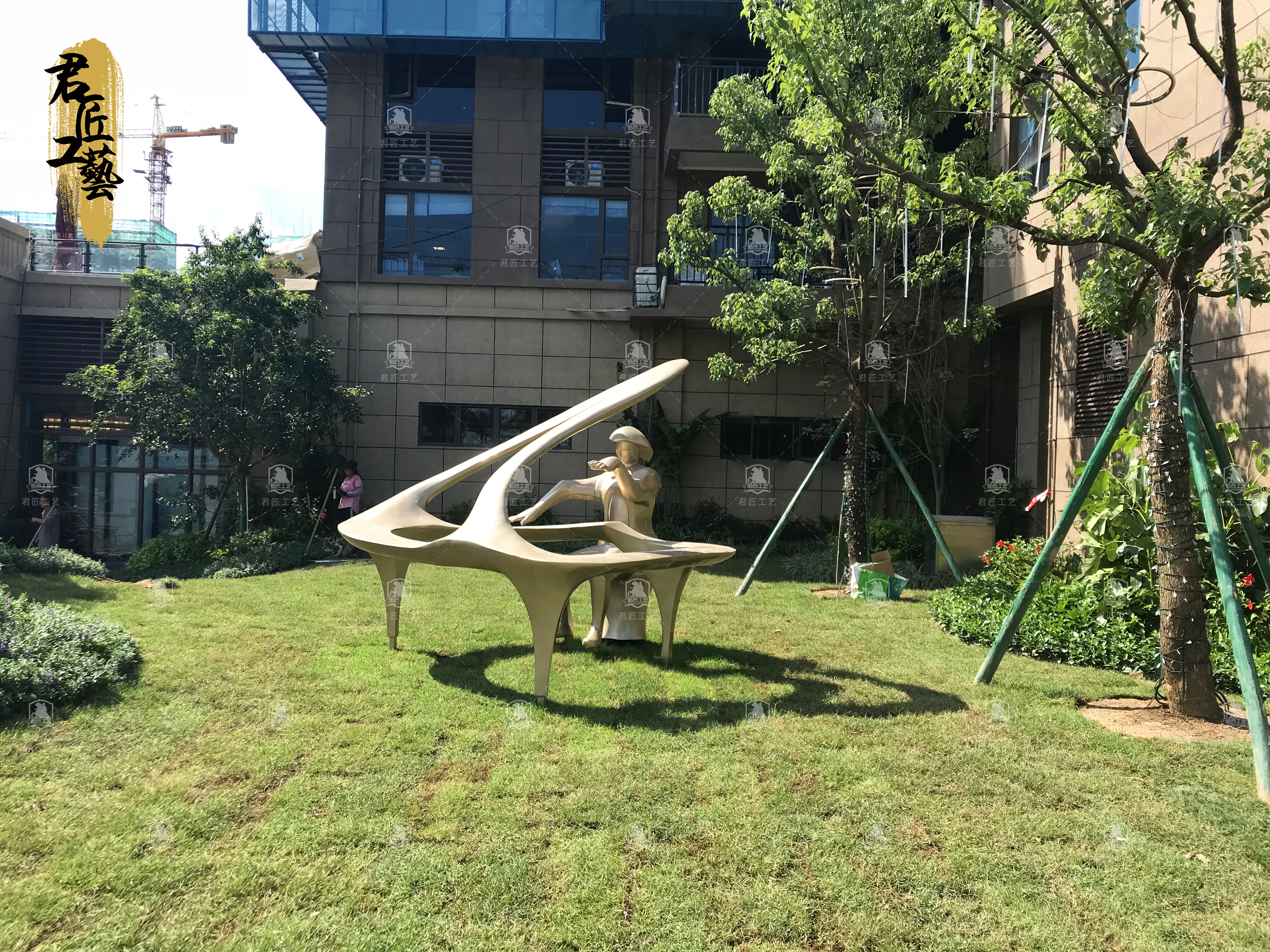 玻璃钢彩绘动物 常规摆件