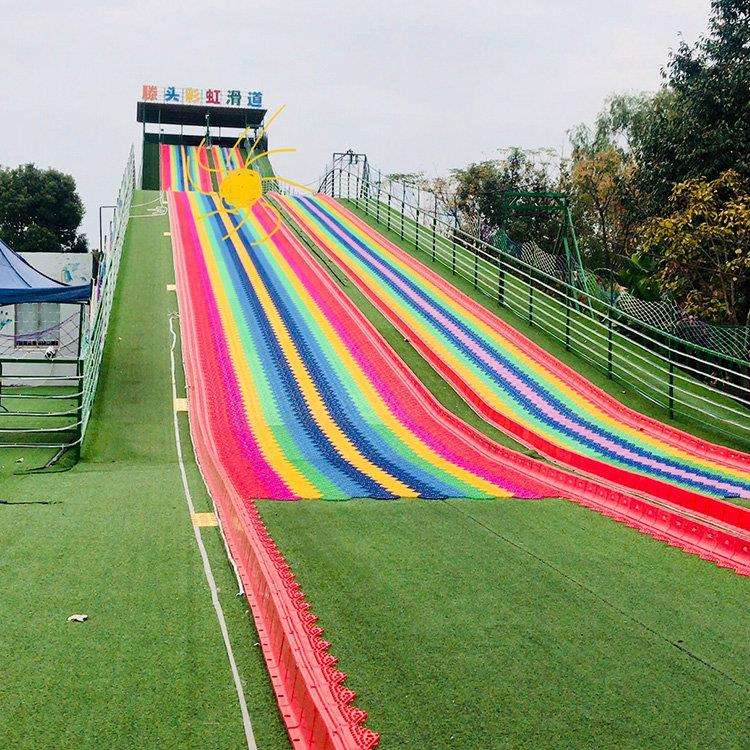 彩虹滑道出租 七彩滑道游乐暖场设备出租租赁