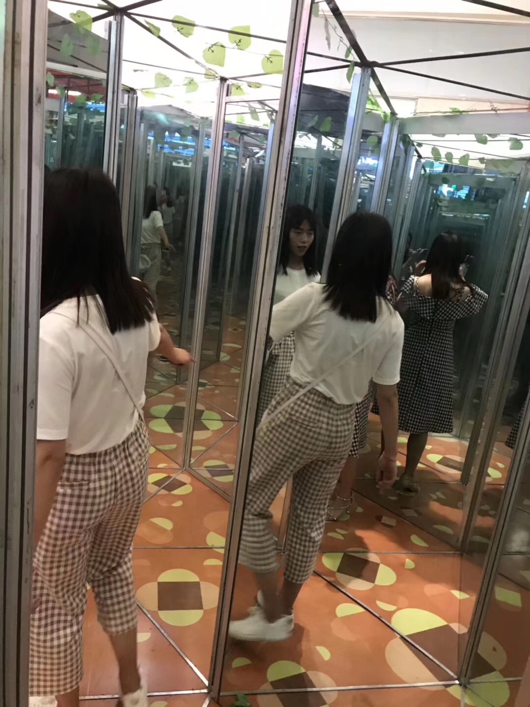 迷宫产品出租 镜子迷宫租赁 蜂巢迷宫出租