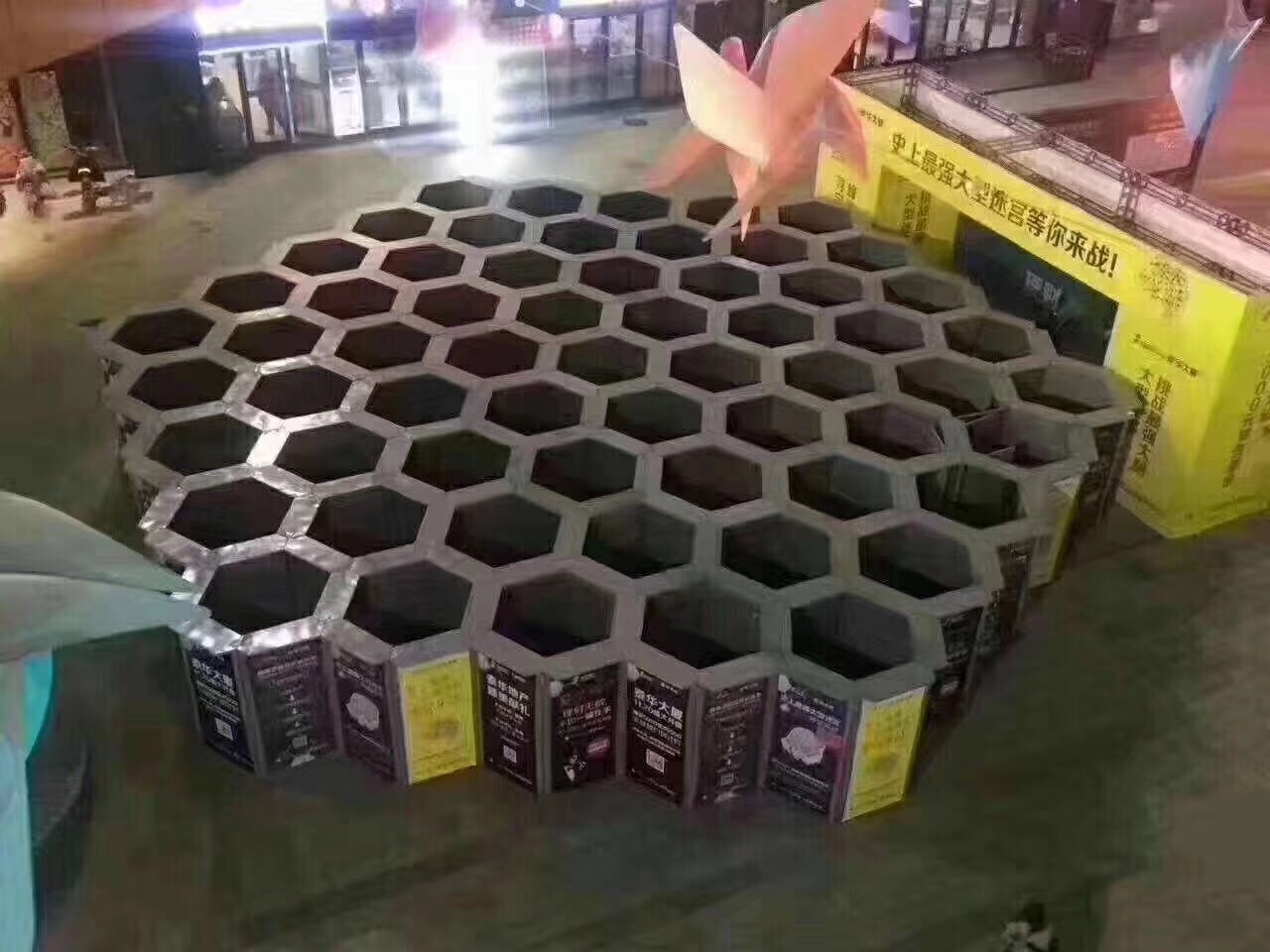 迷宫产品出租 镜子迷宫租赁 蜂巢迷宫出租