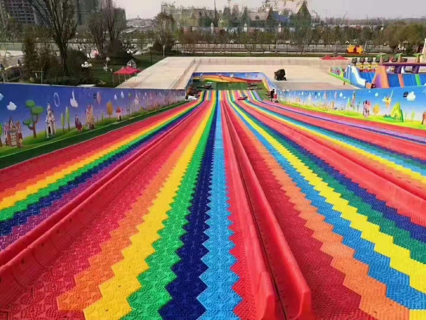 彩虹滑道七彩滑道彩虹滑道资源