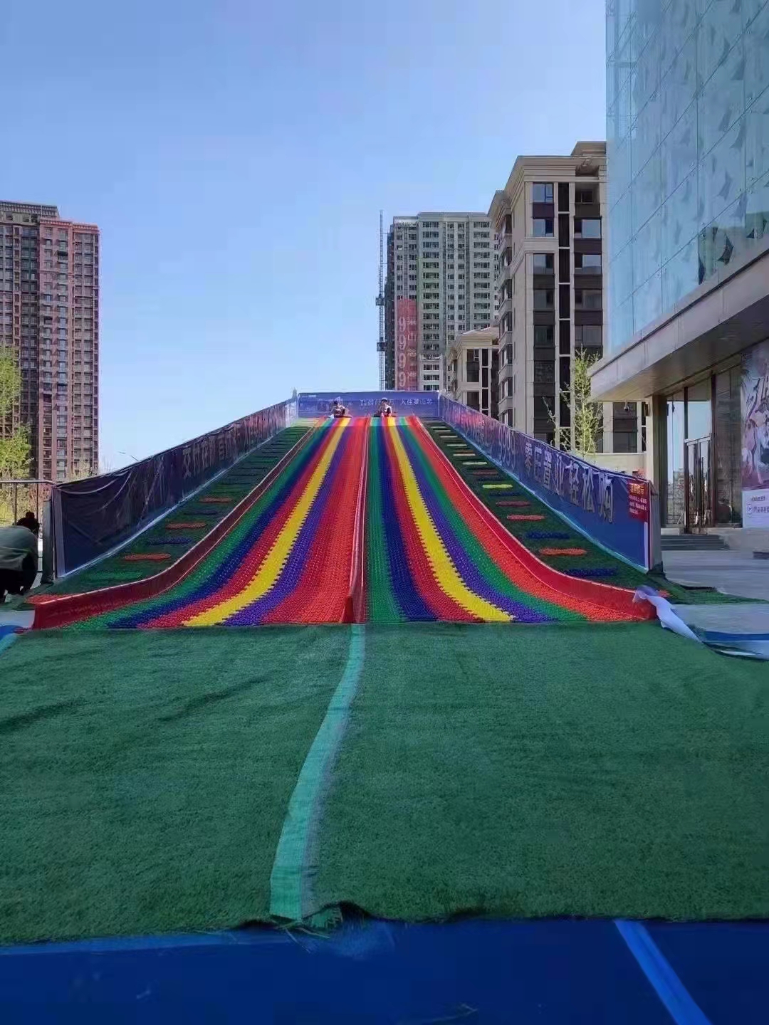 彩虹滑道七彩滑道彩虹滑道资源