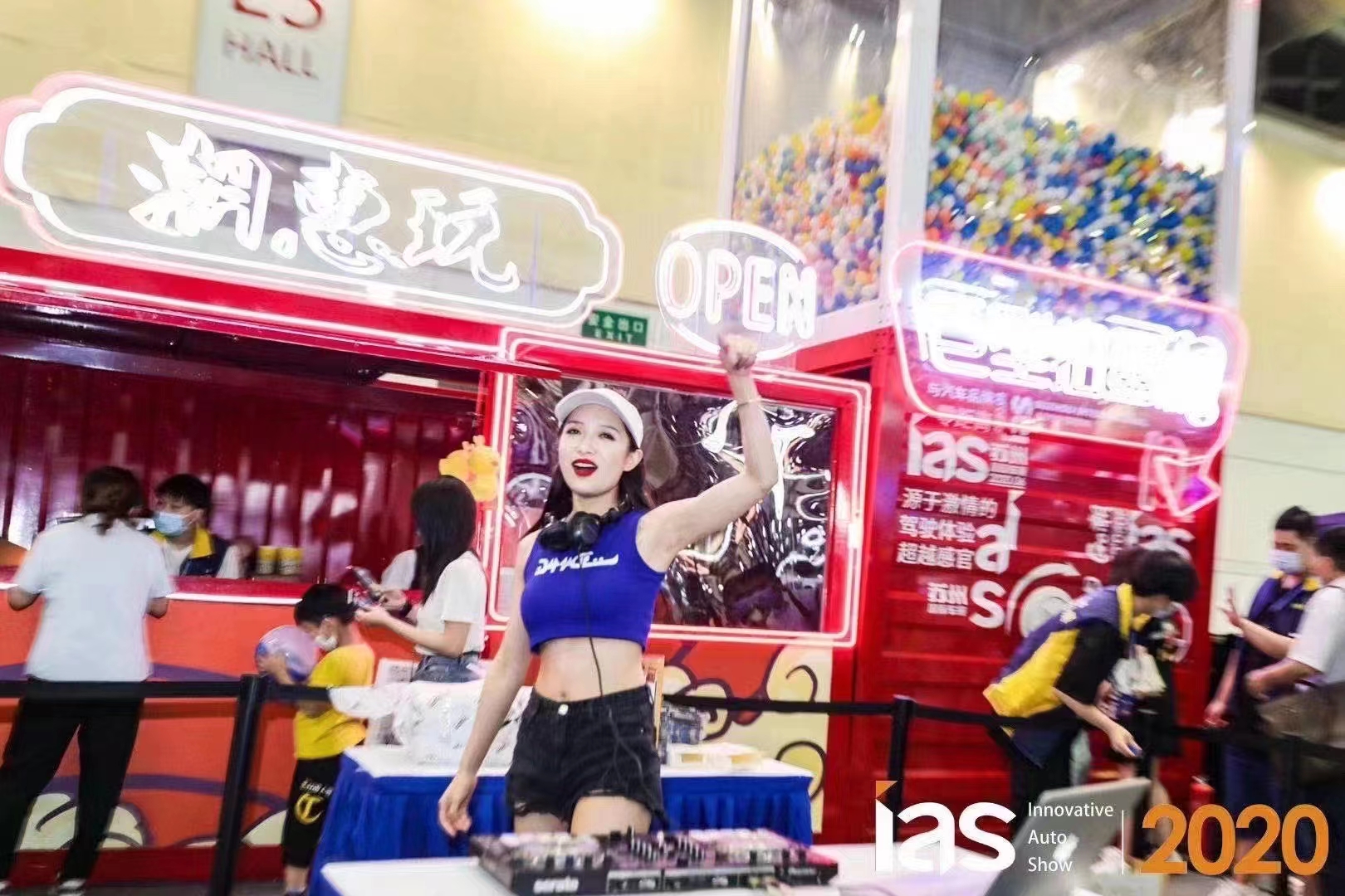 互动大型扭蛋机现货网红巨型扭蛋机出租