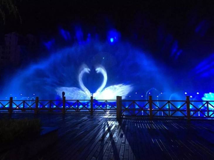 景区文旅夜游的新网红项目裸眼3D水幕电影水上投影设备