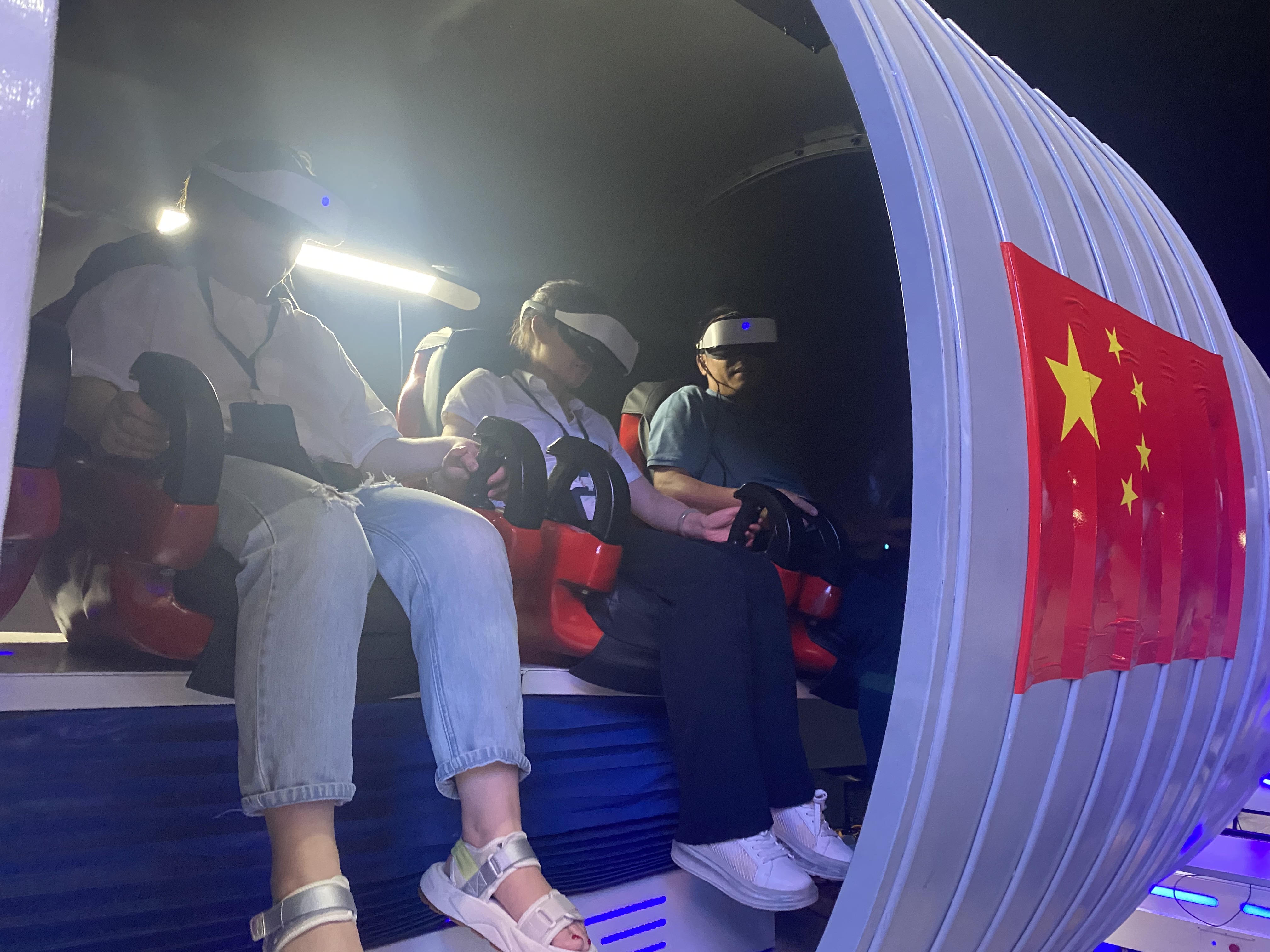 VR神州飞船VR返回舱VR天宫一号出租三维太空环低价租赁出售