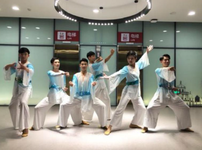 日出传统特色舞蹈