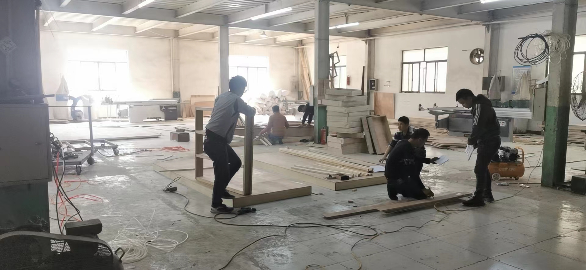 自有木工工厂，AV设备，各种活动搭建物料