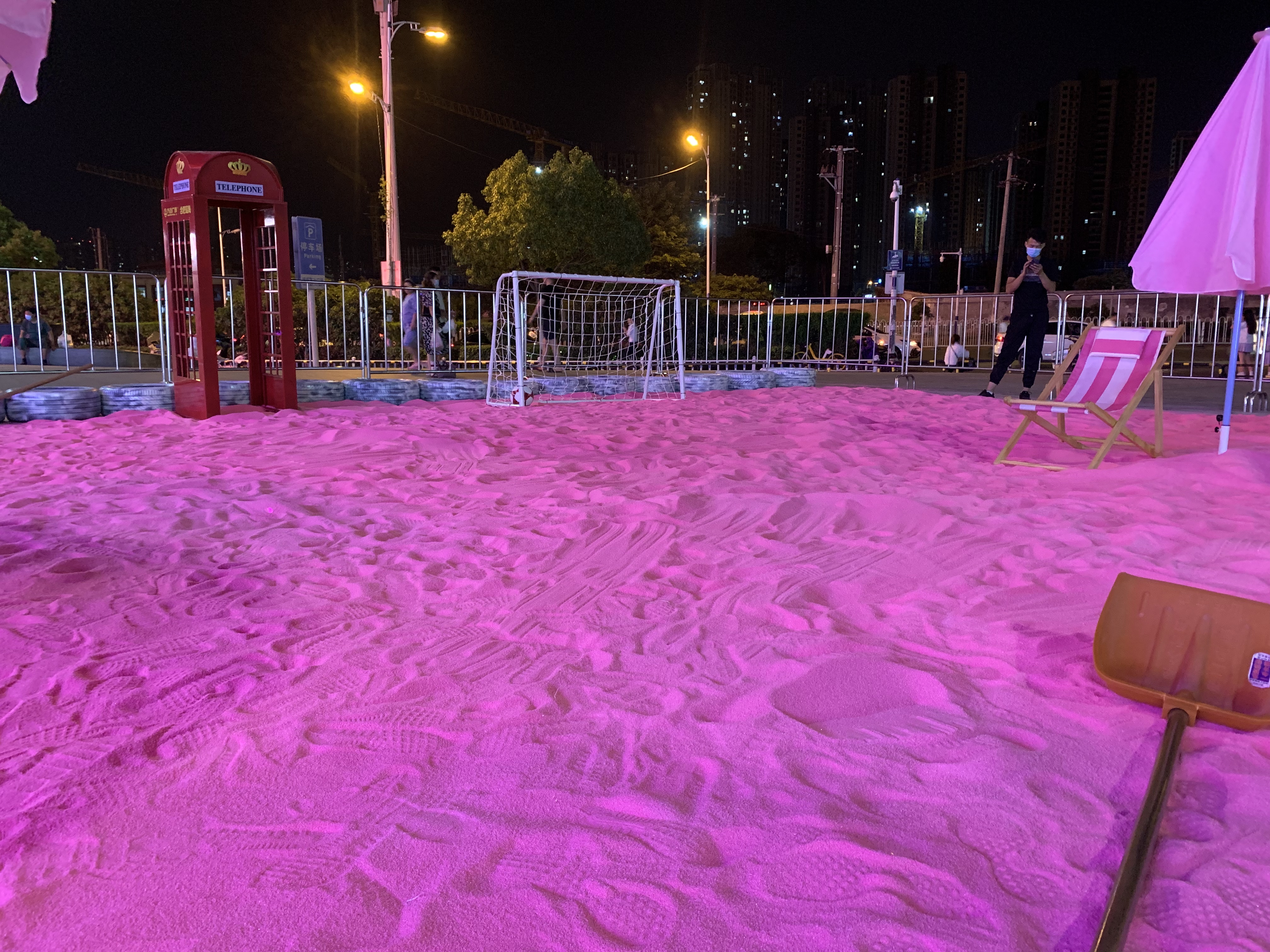 网红粉色沙滩