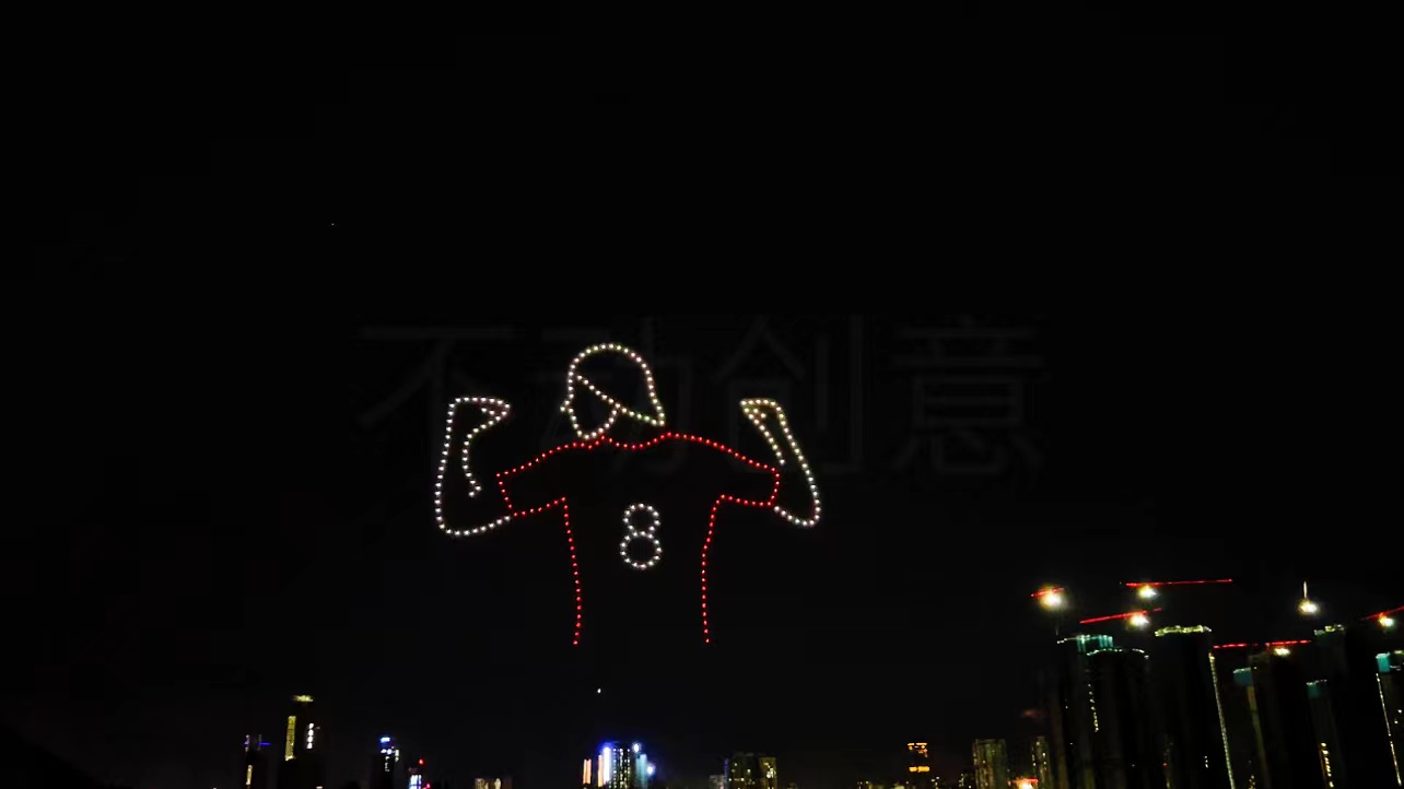 不动创意团队 深圳AC米兰夺冠255台 无人机表演